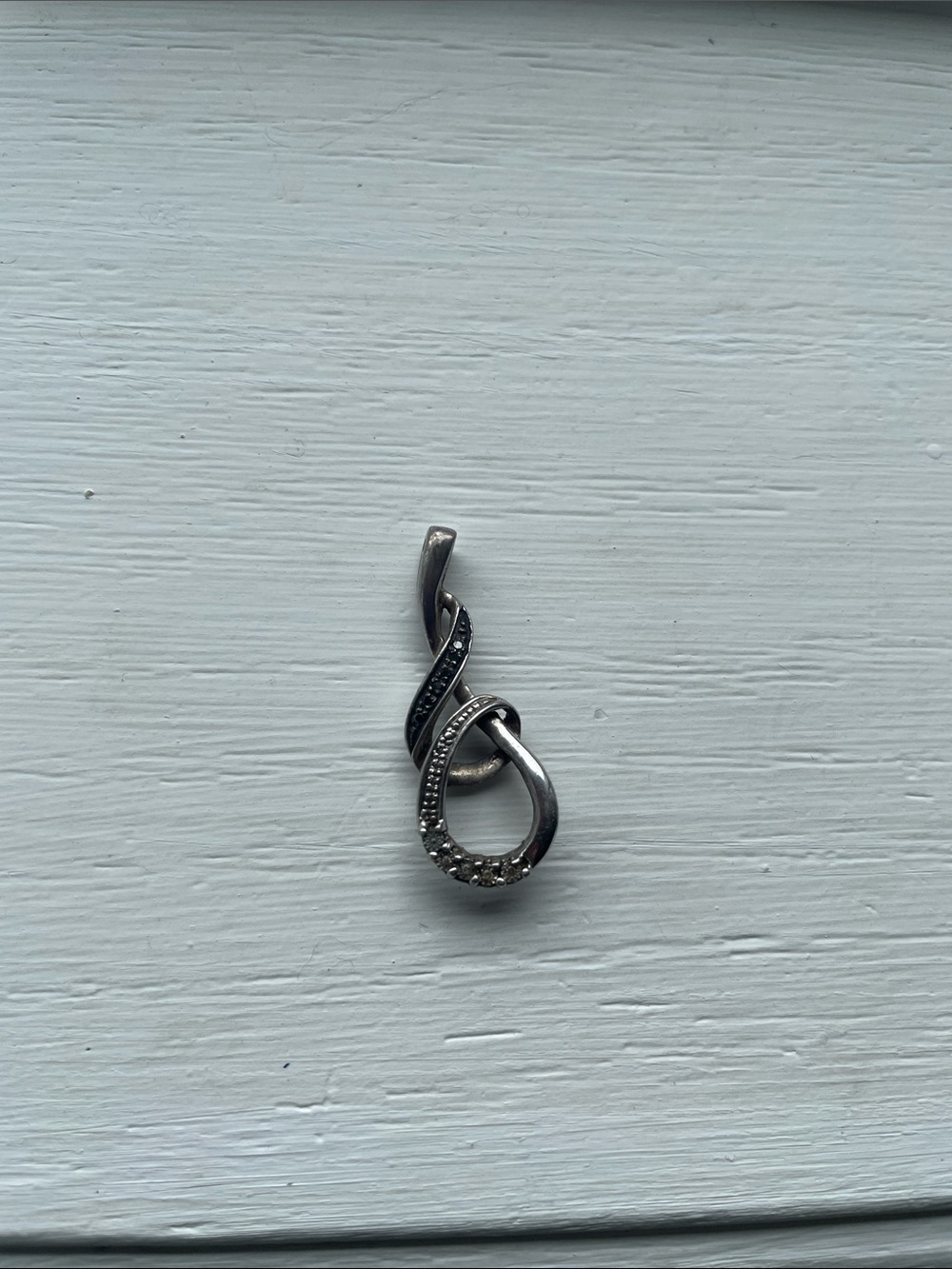 Sterling SilverTwisted Loop Pendant